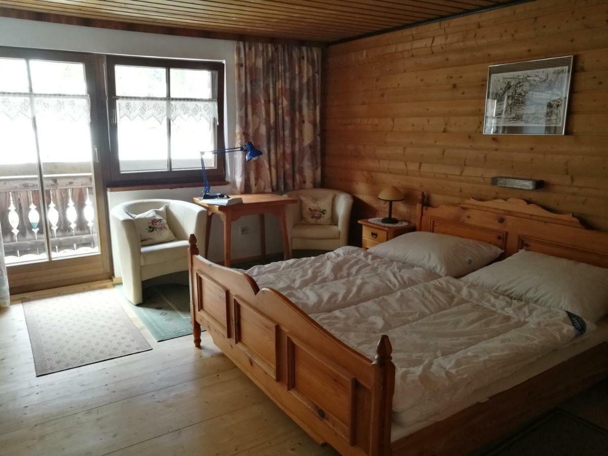 ラウリス Landhaus Scherer Bed & Breakfast エクステリア 写真